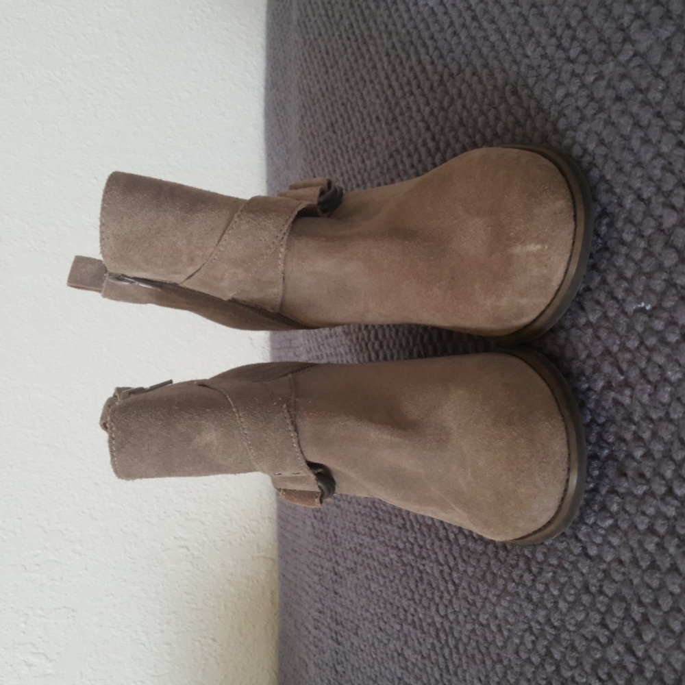 Lucky Brand Tan Ankle Boots - Picture 2 of 7